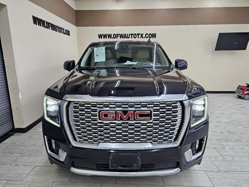 Used 2022 GMC Yukon Denali image 3