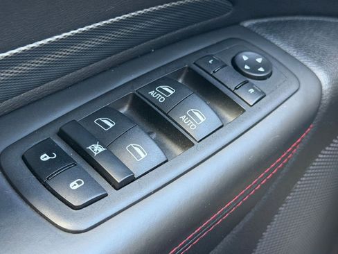 Used 2024 Dodge Durango GT image 27