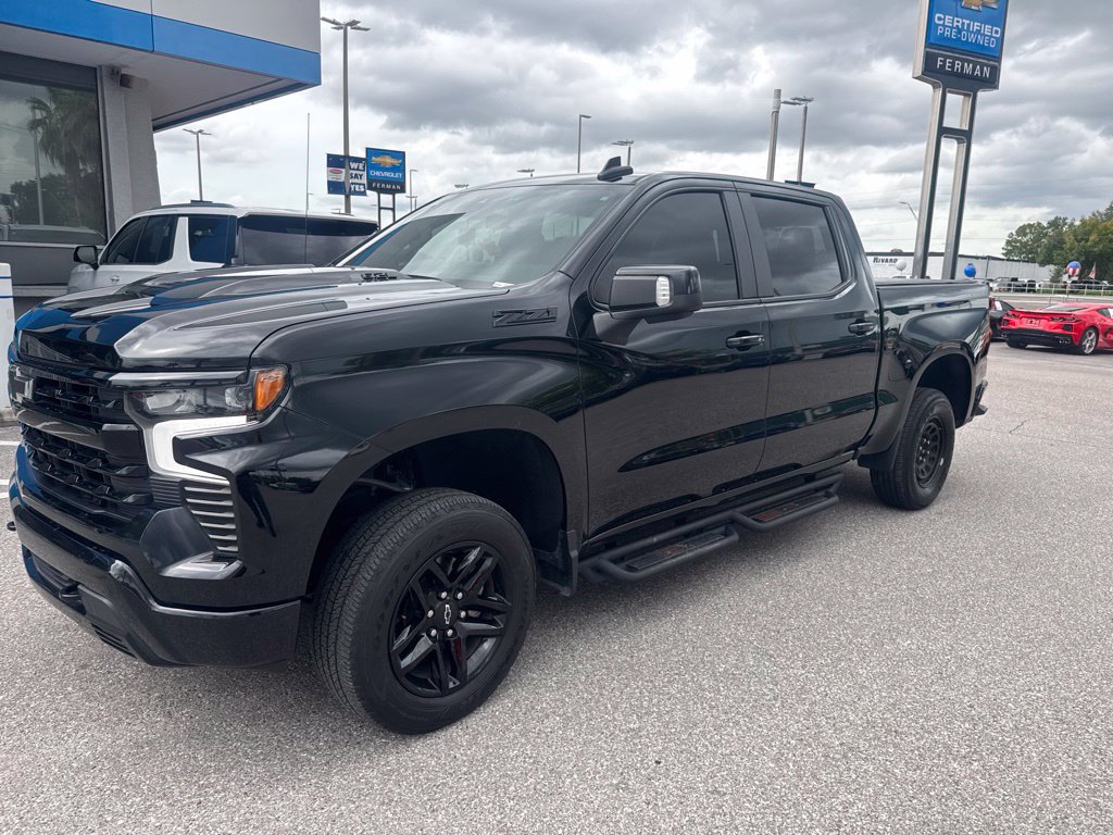 Used 2022 Chevrolet Silverado 1500 LT Trail Boss w/ LT Trail Boss Premium Package AWD/4WD image 1