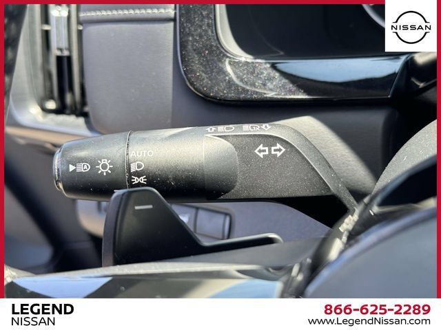 Used 2024 Nissan Pathfinder SL AWD/4WD image 24