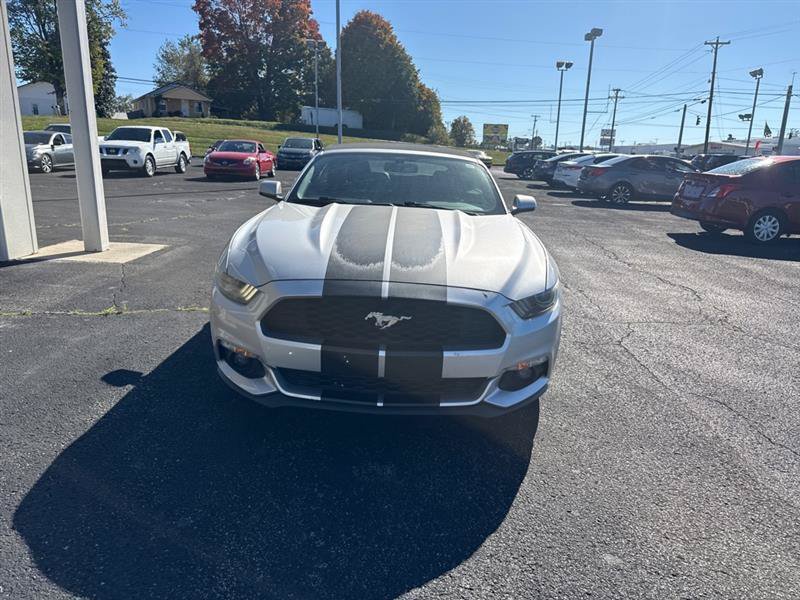 Used 2017 Ford Mustang Premium RWD image 3