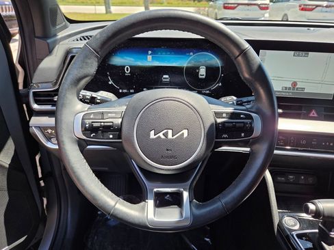 Used 2025 Kia Sportage SX image 27