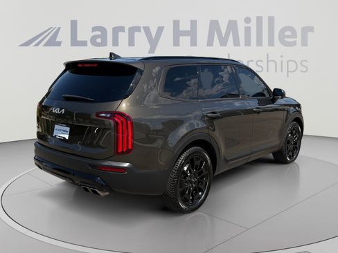 Used 2022 Kia Telluride EX w/ EX Premium Package AWD/4WD image 5