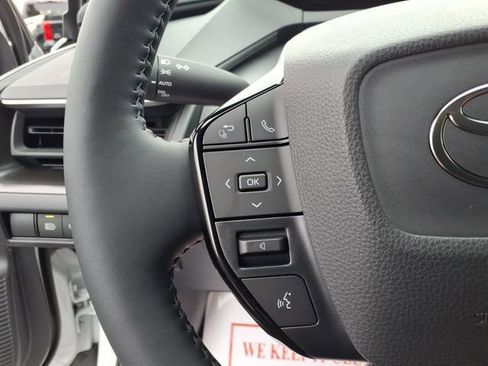 New 2026 Toyota Prius FWD image 21
