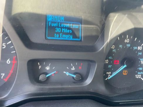 Used 2017 Ford Transit 350 XLT RWD image 9