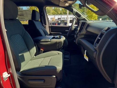 New 2026 RAM 1500 Express image 25