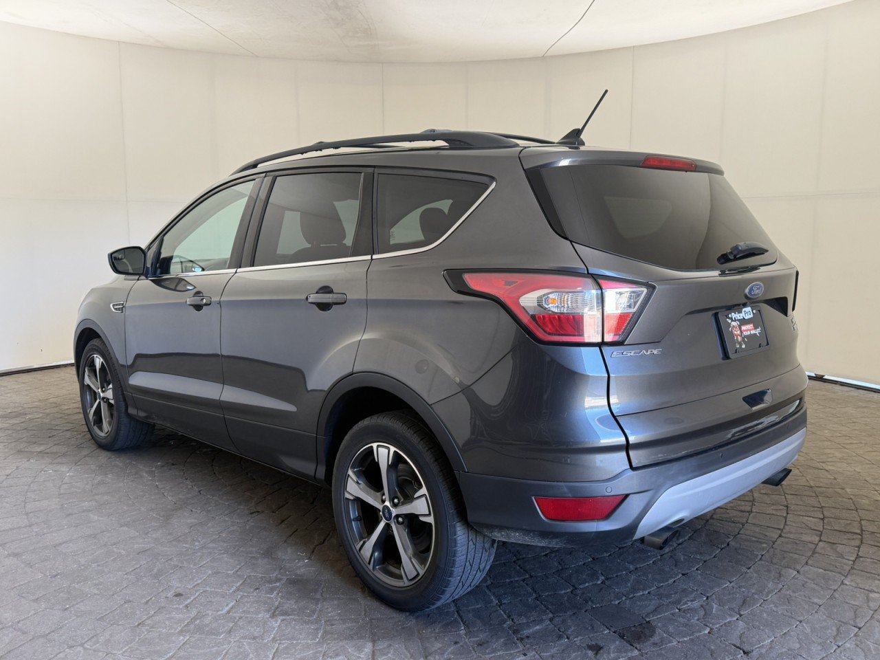 Used 2018 Ford Escape SEL AWD/4WD image 5