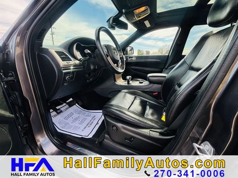 Used 2015 Jeep Grand Cherokee Limited w/ Luxury Group II image 9