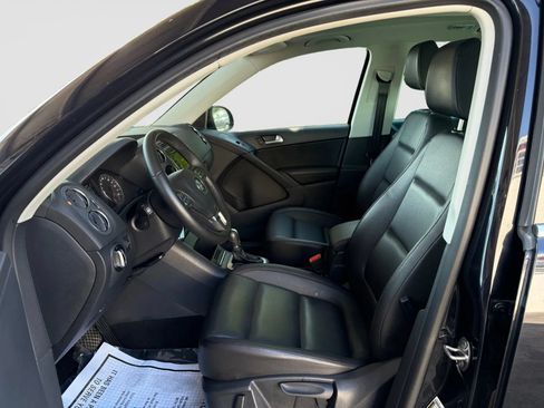Used 2012 Volkswagen Tiguan S AWD/4WD image 12