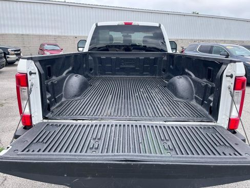 Used 2019 Ford F250 XL w/ XL Value Package AWD/4WD image 11