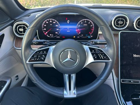 Used 2024 Mercedes-Benz C 300 Sedan image 2