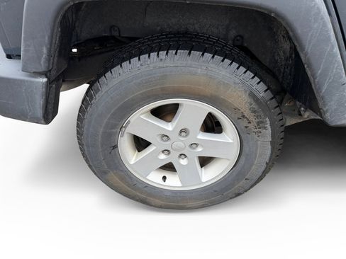 Used 2017 Jeep Wrangler Unlimited Sport w/ Quick Order Package 23S image 16