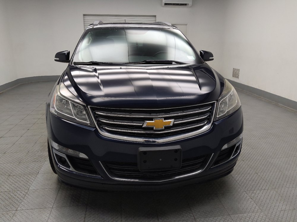 Used 2017 Chevrolet Traverse LT w/ Style and Technology Package FWD image 14