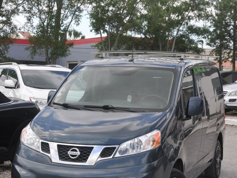 Used 2017 Nissan NV200 SV w/ Technology Package FWD image 8