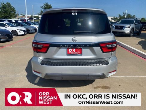Used 2023 Nissan Armada SV image 4