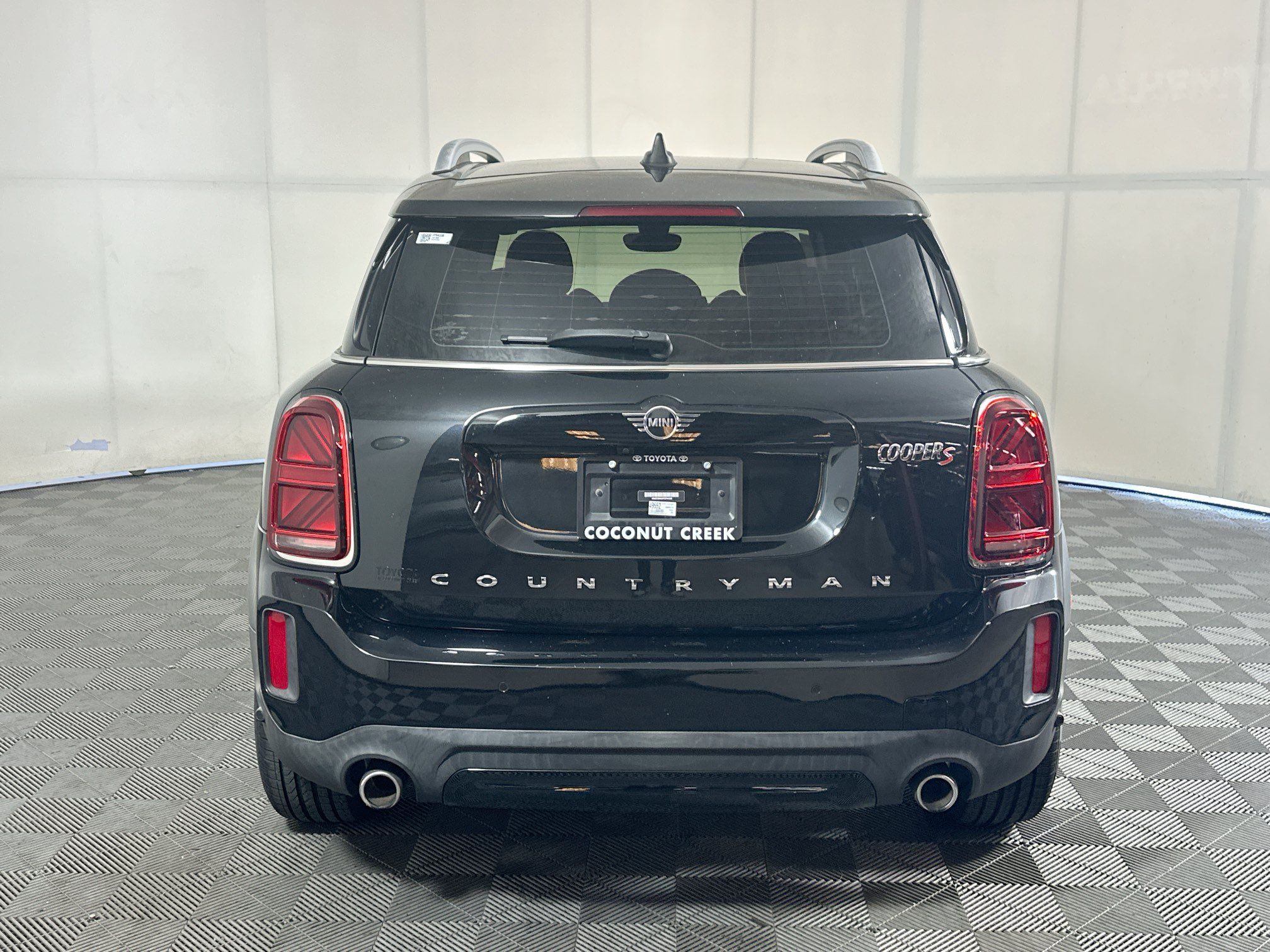 Used 2023 MINI Cooper Countryman S FWD image 4