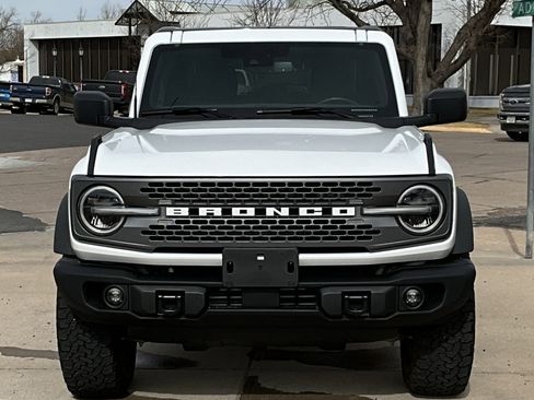 Used 2025 Ford Bronco Badlands AWD/4WD image 2