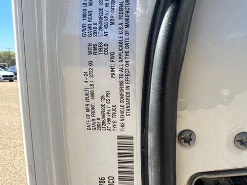 Used 2024 RAM 2500 Limited w/ Towing Technology Group image 24