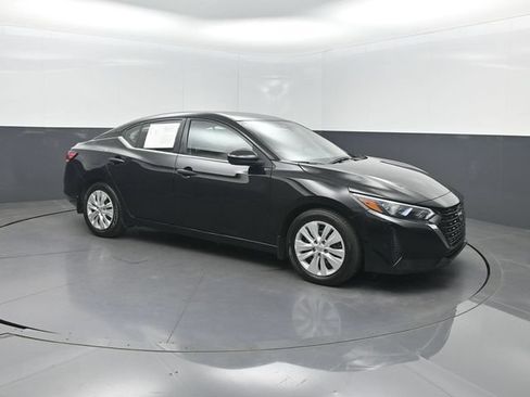 Used 2024 Nissan Sentra S FWD image 33