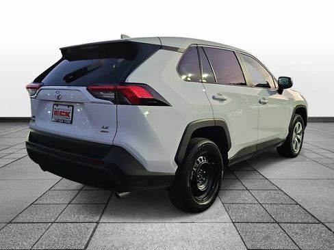 Used 2024 Toyota RAV4 LE AWD/4WD image 5