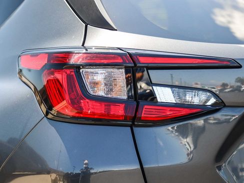 Used 2024 Subaru Crosstrek 2.0i Premium AWD/4WD image 7