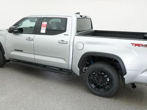 New 2026 Toyota Tundra Limited AWD/4WD image 7