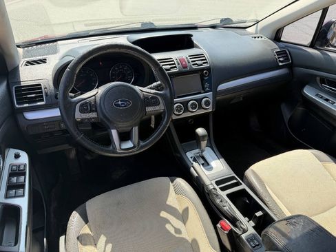 Used 2017 Subaru Crosstrek 2.0i Premium AWD/4WD image 9