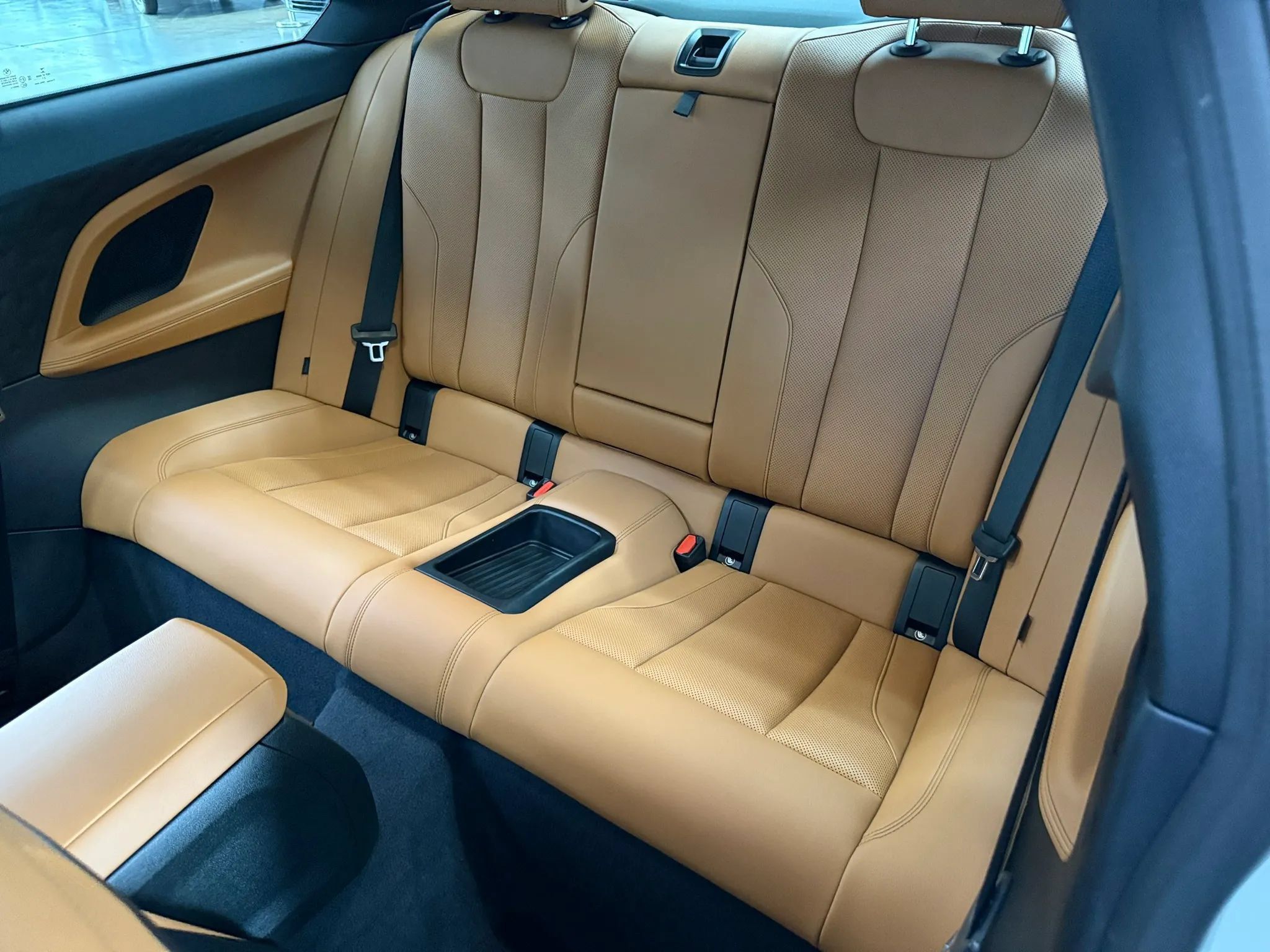 Used 2022 BMW 230i Coupe w/ Premium Package RWD image 11