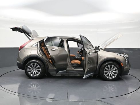 Used 2020 Cadillac XT4 Premium Luxury FWD image 30