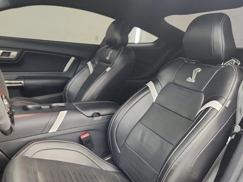 Used 2020 Ford Mustang Shelby GT500 w/ Technology Package RWD image 60
