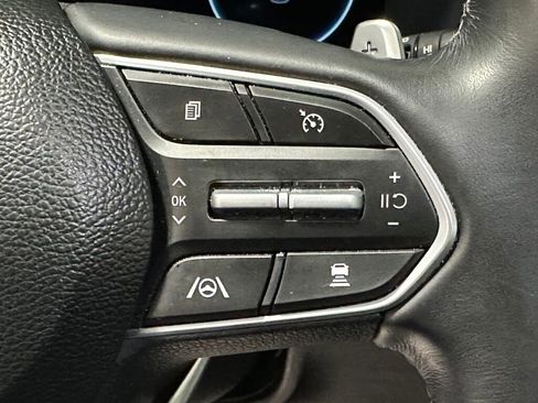 Used 2023 Hyundai Santa Fe Limited AWD/4WD image 16