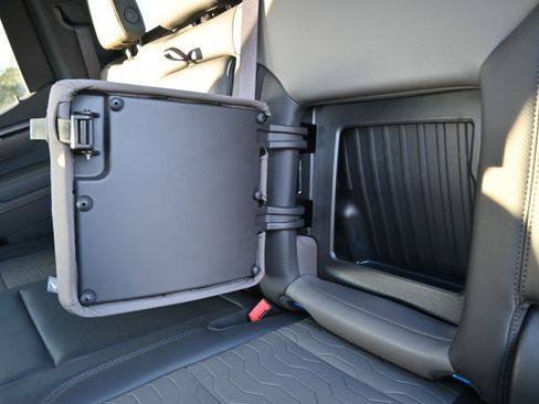 Used 2024 Chevrolet Silverado 1500 ZR2 w/ Technology Package image 32