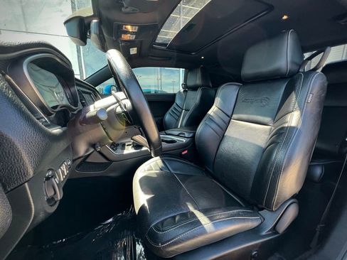 Used 2018 Dodge Challenger SRT Hellcat image 17