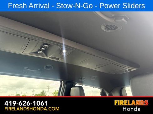 Used 2017 Dodge Grand Caravan GT FWD image 29
