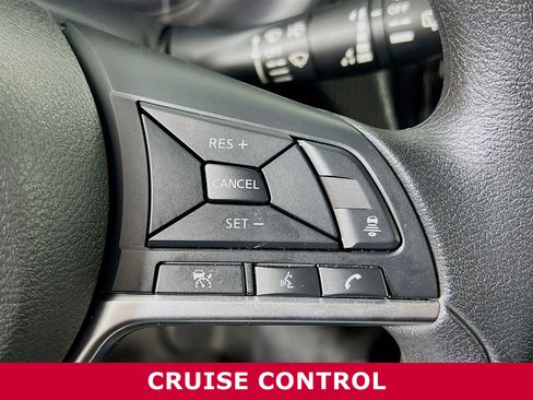 Used 2023 Nissan Kicks SV image 13