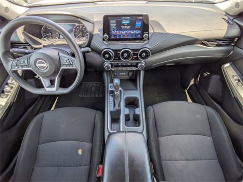 Used 2024 Nissan Sentra SV image 15