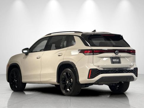 New 2026 Volkswagen Tiguan SE R-Line AWD/4WD image 3