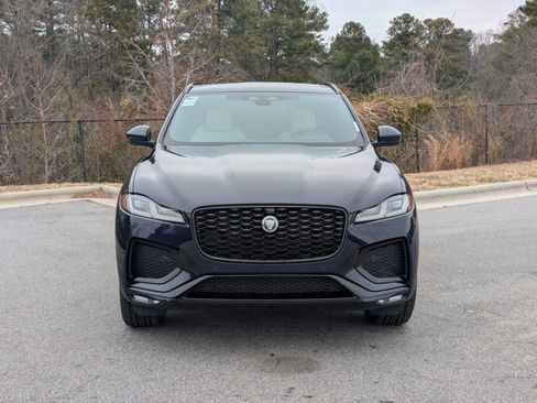 New 2026 Jaguar F-PACE R-Dynamic S image 2
