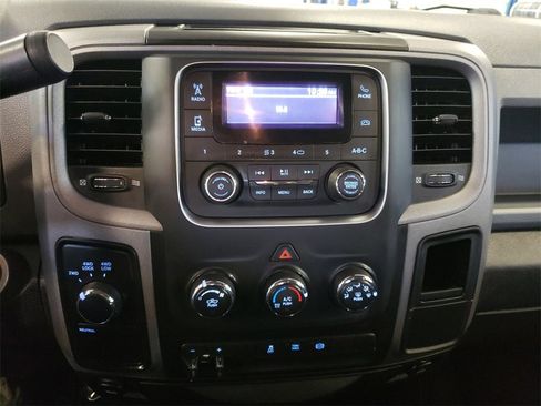 Used 2018 RAM 2500 Tradesman w/ Chrome Appearance Group image 24