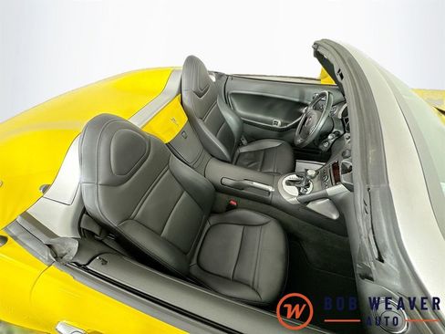 Used 2007 Pontiac Solstice Convertible w/ Premium Package RWD image 30