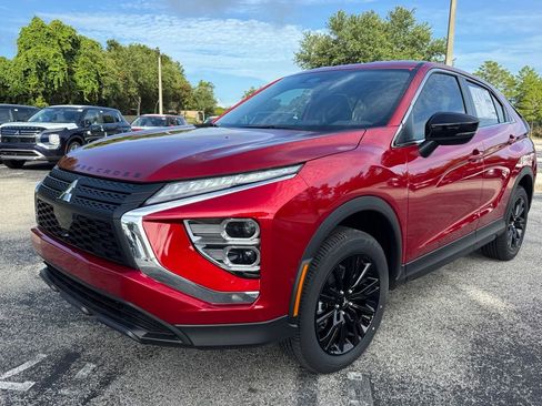 New 2025 Mitsubishi Eclipse Cross LE image 3