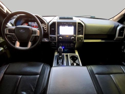 Used 2018 Ford F150 Lariat w/ Equipment Group 502A Luxury AWD/4WD image 15