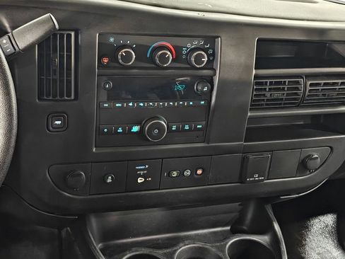 Used 2016 Chevrolet Express 3500 LT w/ LT Preferred Equipment Group RWD image 6