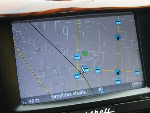 Used 2010 Maserati GranTurismo image 8