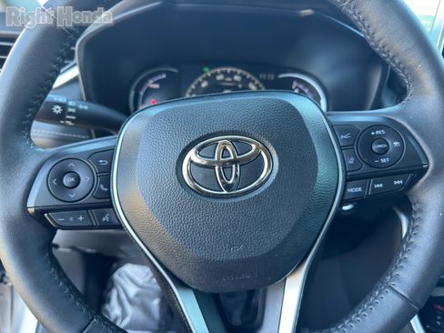 Used 2024 Toyota RAV4 XLE image 25