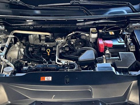 Used 2024 Mitsubishi Outlander SE image 30