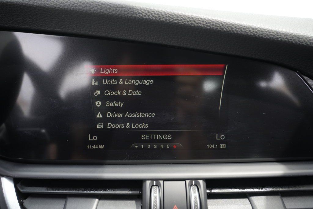 Used 2017 Alfa Romeo Giulia AWD image 55