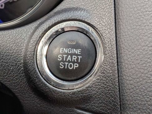 Used 2016 Subaru Outback 2.5i Limited image 32