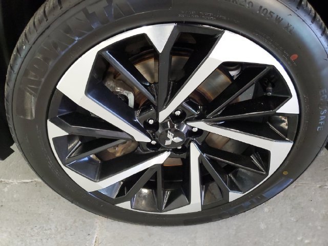 Used 2022 Mitsubishi Outlander SE AWD/4WD image 28