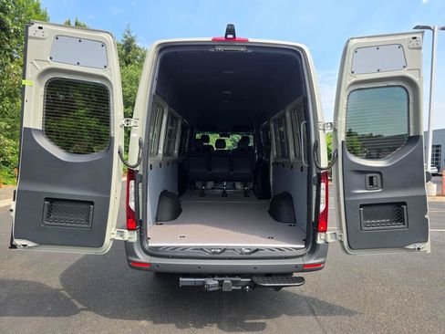 New 2026 Mercedes-Benz Sprinter 2500 image 17